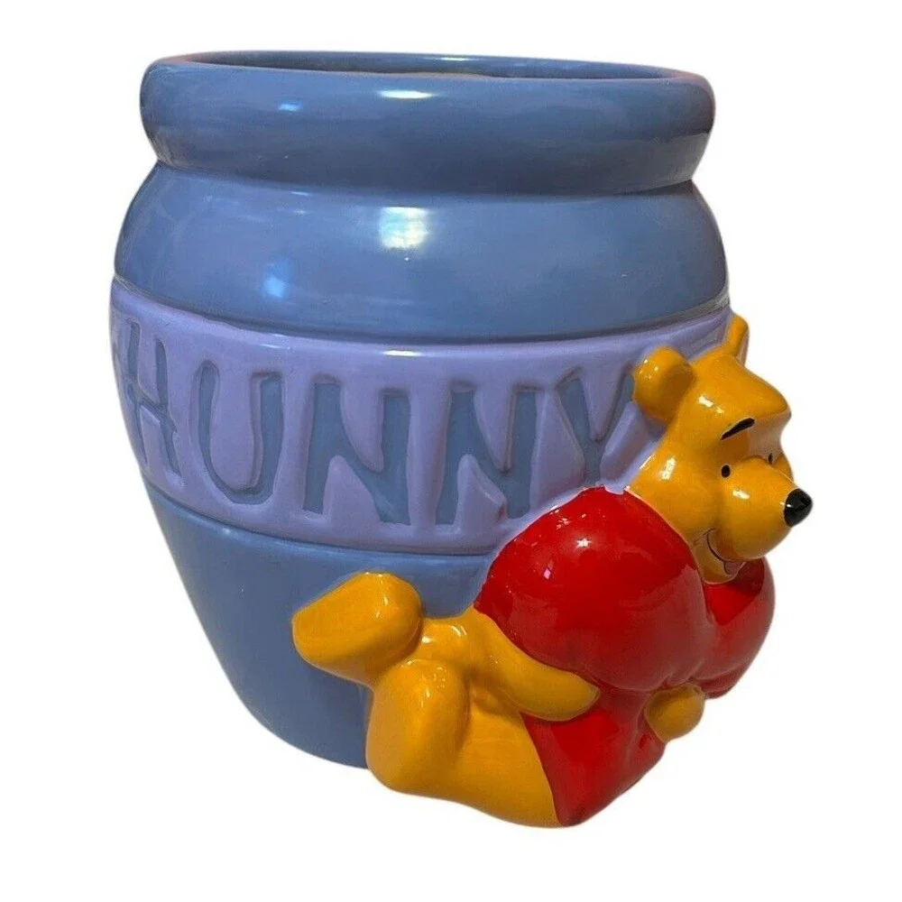 Winnie The Pooh Ceramic Cookie Jar Honey Disney Colorful Heart